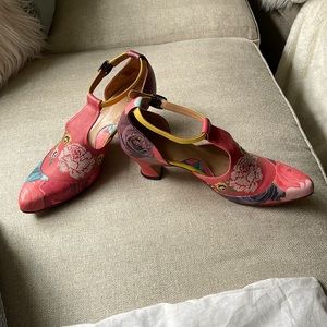 Almost new Fluevogs size 9 1/2